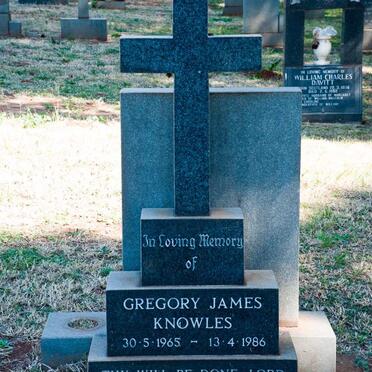KNOWLES Gregory James 1965-1986
