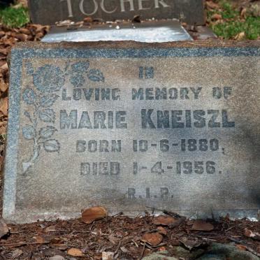 KNEISZL Marie 1880-1956