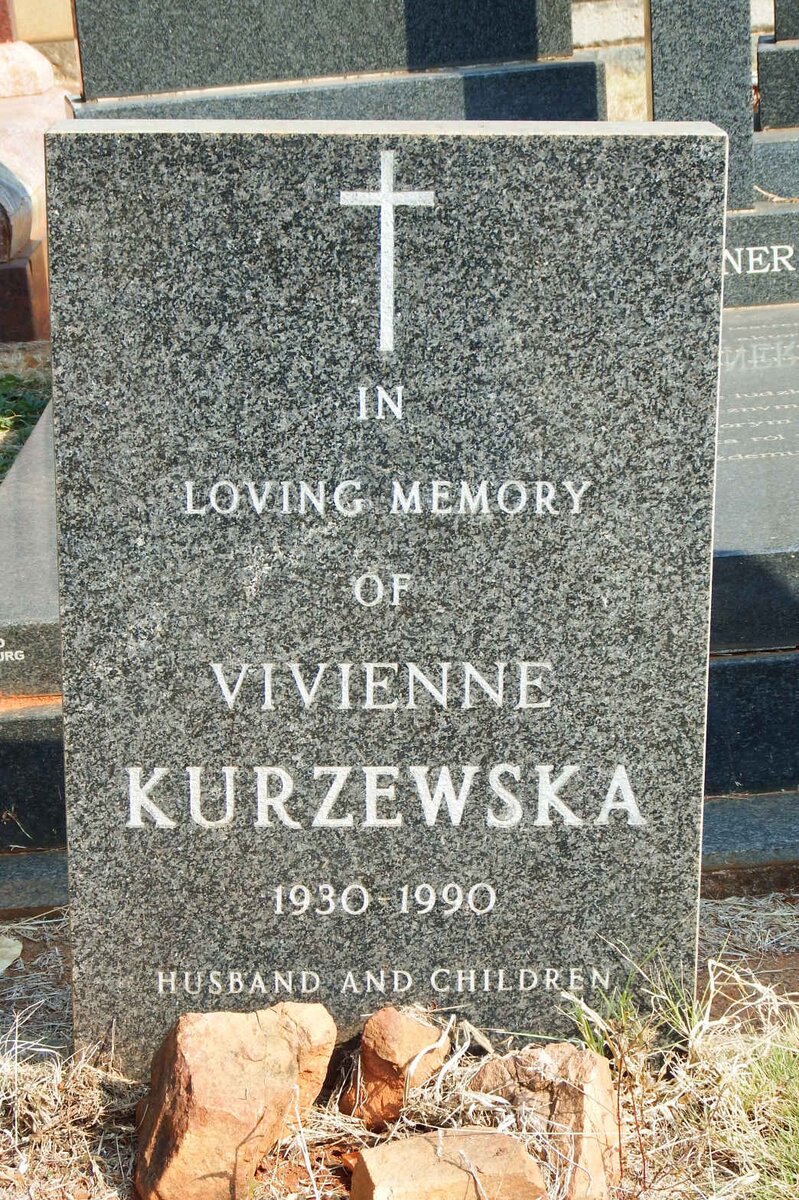 KURZEWSKA Vivienne 1930-1990