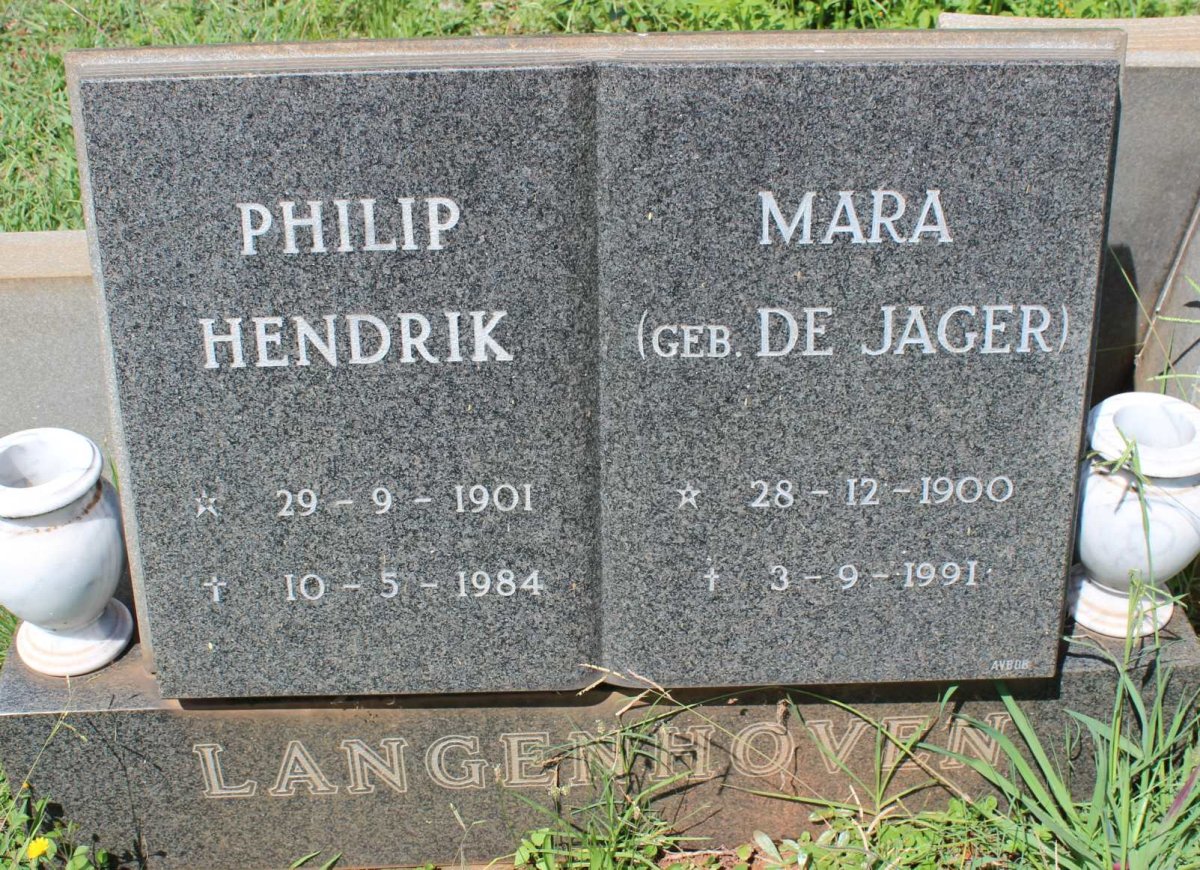 LANGENHOVEN Philip Hendrik 1901-1984 &amp; Mara DE JAGER 1900-1991