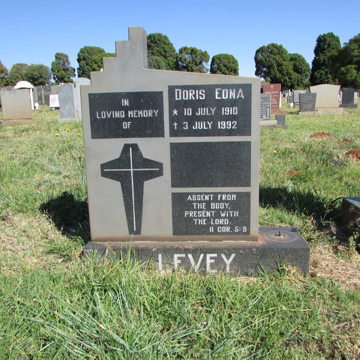 LEVEY Doris Edna 1910-1992