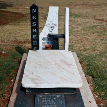 NESHEHE Mutodi 1975-2021 :: NESHEHE Danduleni 1973-2011