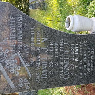 NIEKERK Daniel J.N., van 1916-1980 &amp; Cornelia J. 1920-1990