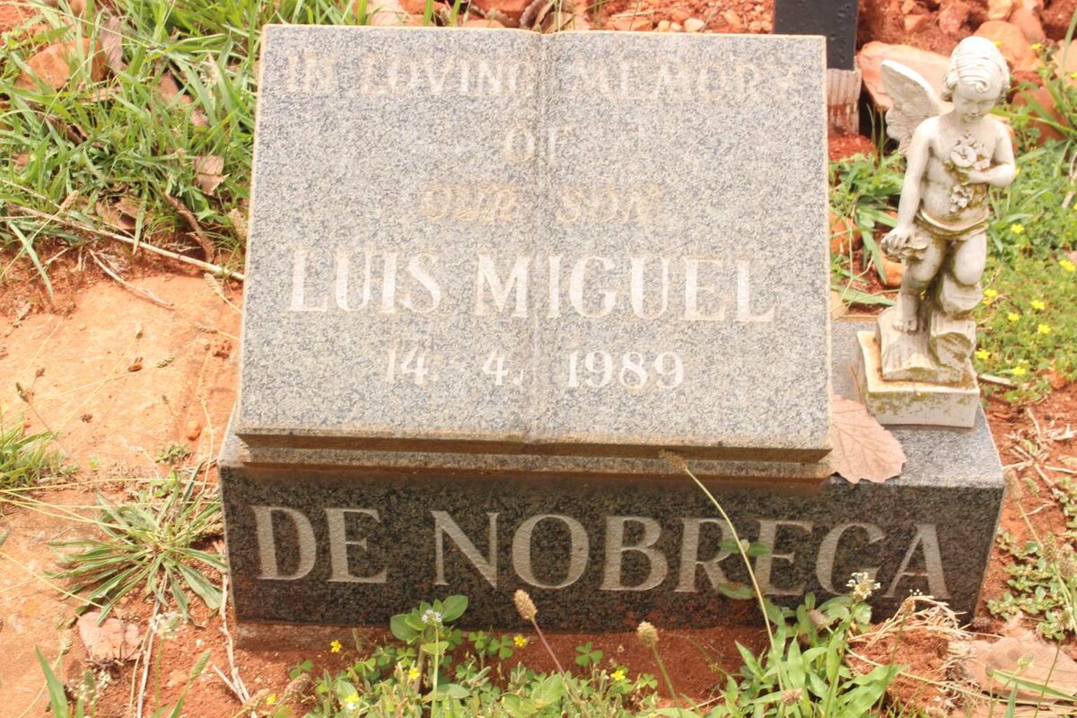 NOBREGA Louis Miguel, de -1989
