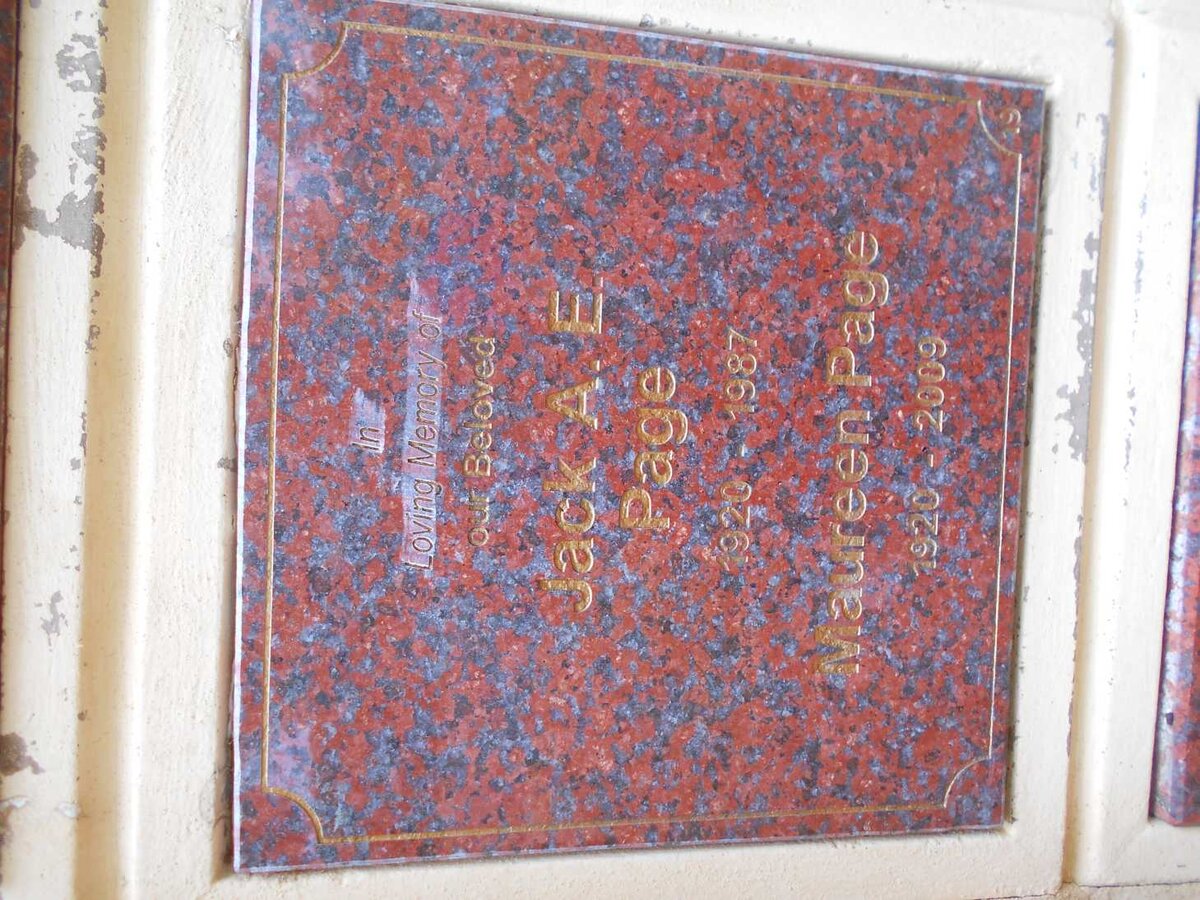 PAGE Jack A.E. 1920-1987 &amp; Maureen 1920-2009