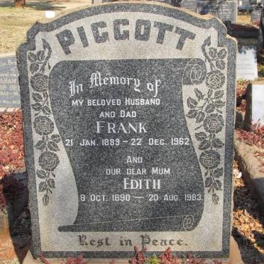 PIGGOTT Frank 1889-1962 &amp; Edith 1890-1983