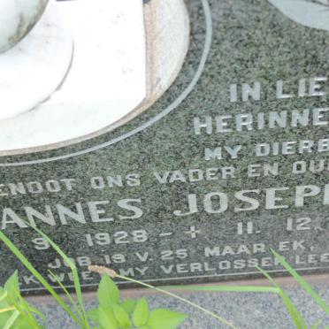 PIETERSE Johannes Josephus 1928-1990 &amp; Neeltjie Elizabetha Phillippina 1935-2000