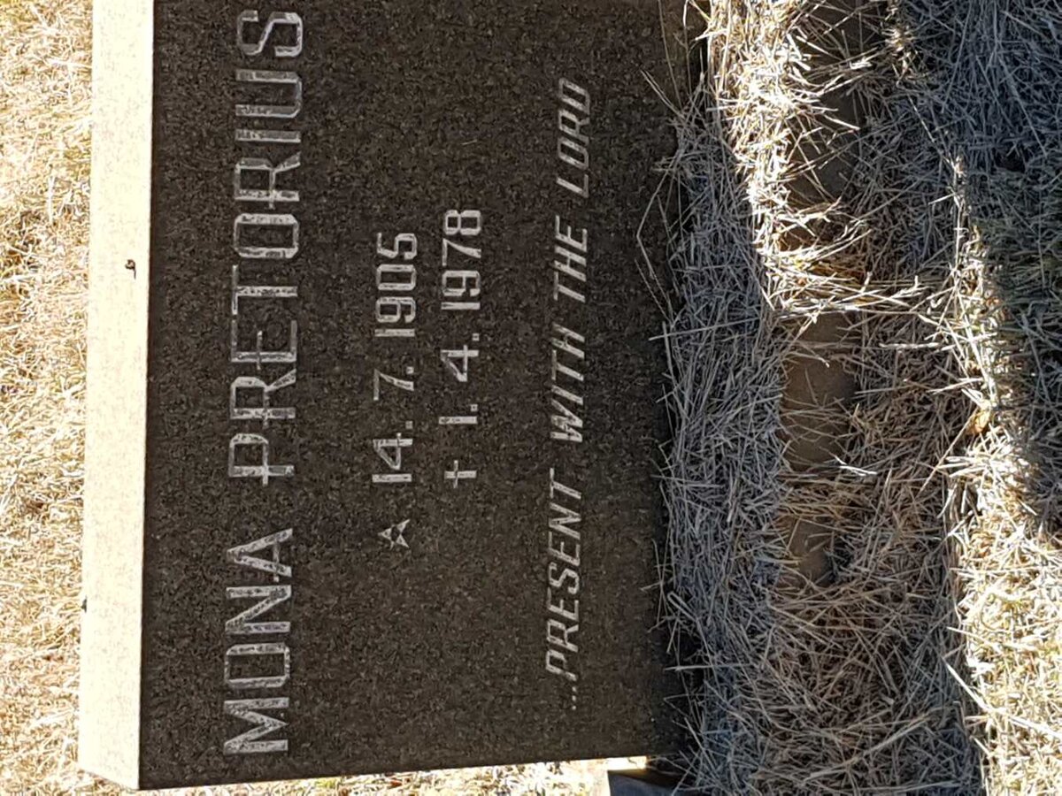 PRETORIUS Mona 1905-1978