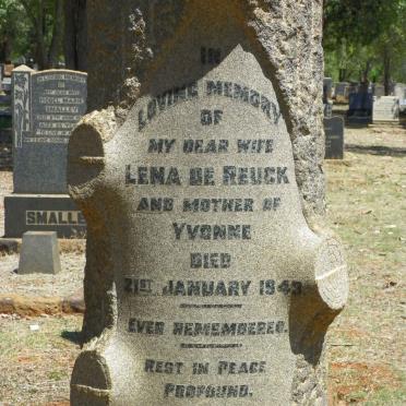 REUCK Lena, de -1943