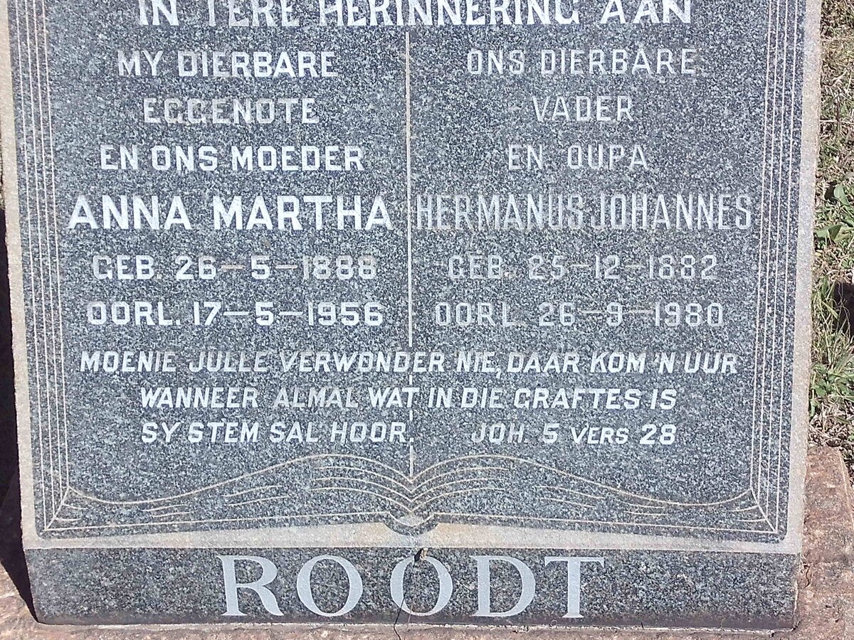 ROODT Hermanus Johannes 1882-1980 &amp; Anna Martha 1888-1956