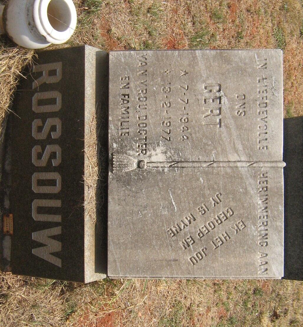 ROSSOUW Gert 1944-1977