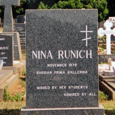 RUNICH Nina 1896-1979