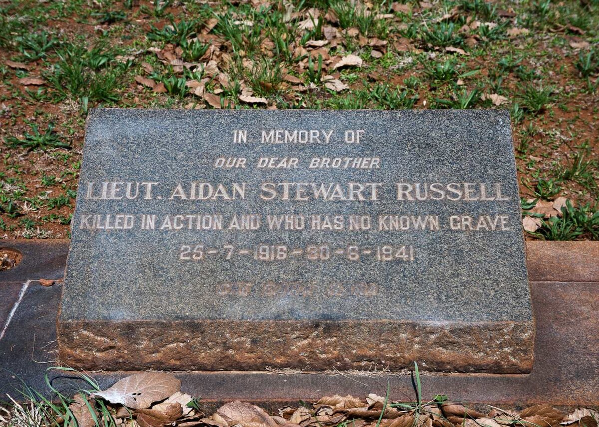 RUSSELL Arthur 1867-1956 &amp; Agnes Stewart 1877-1956 :: RUSSELL Aidan Stewart 1916-1941