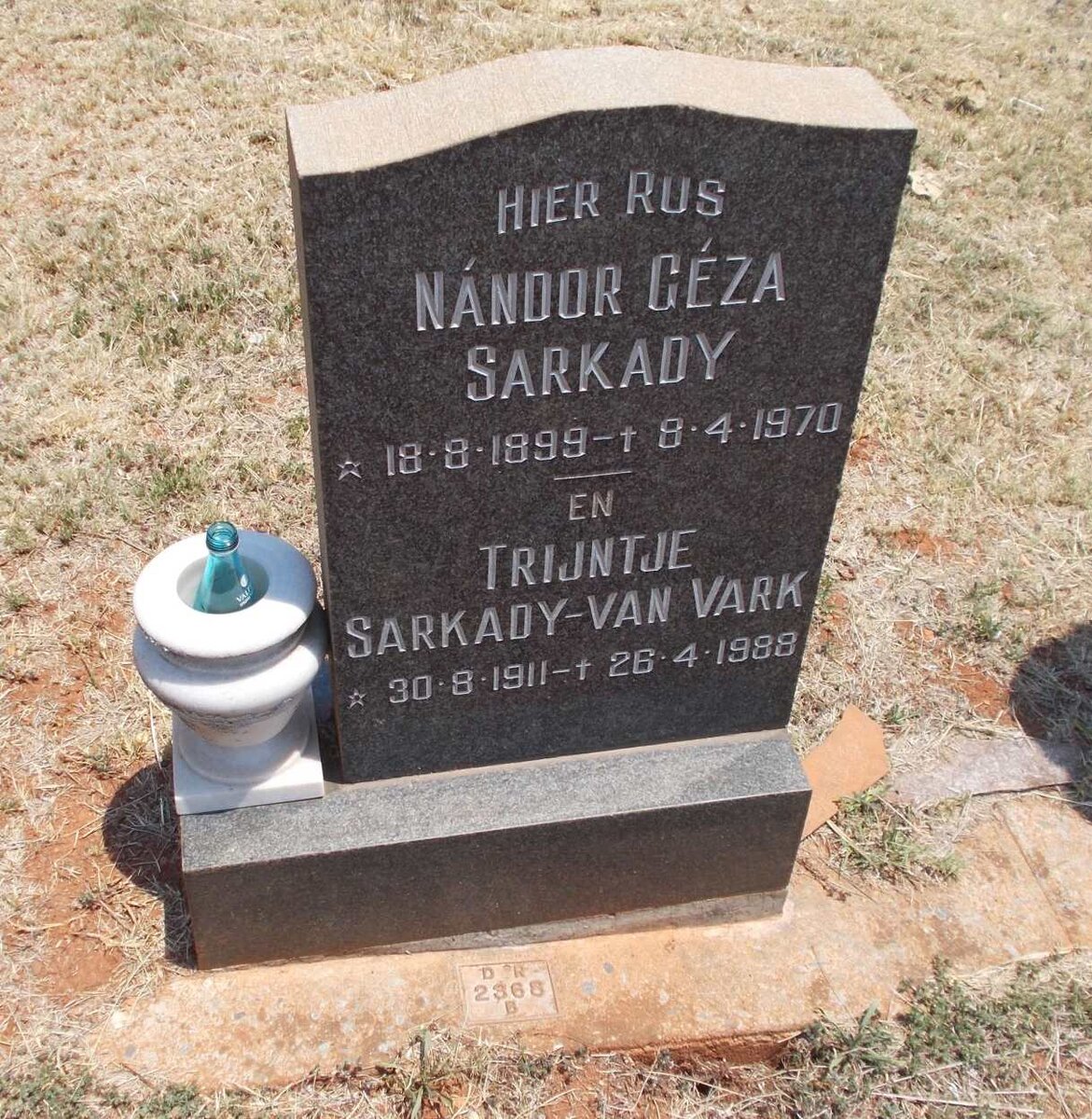 SARKADY Nándor Géza 1899-1970 :: VAN VARK Trijntje, SARKADY 1911-1988