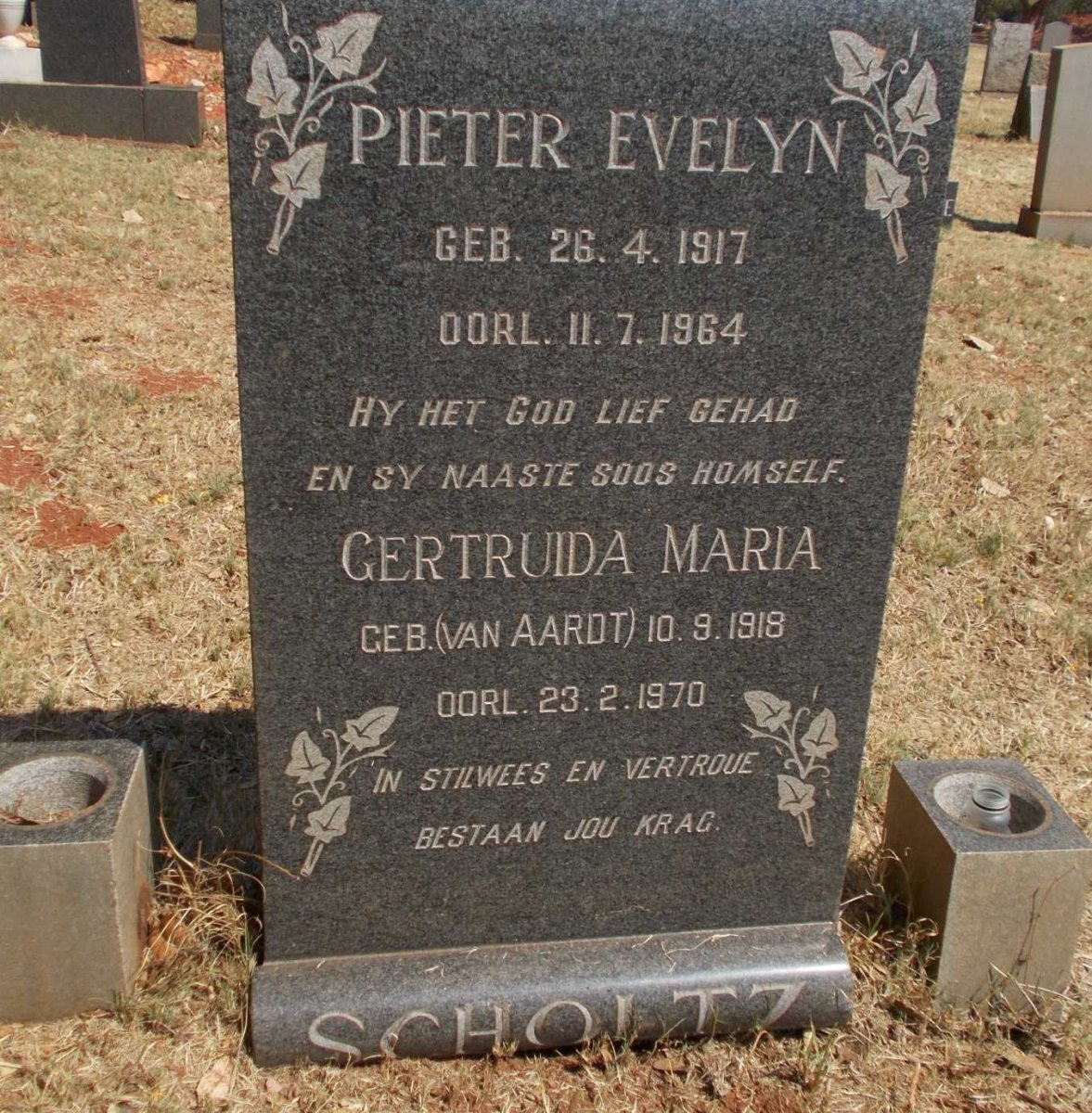 SCHOLTZ Pieter Evelyn 1917-1964 &amp; Gertruida Maria VAN AARDT 1918-1970