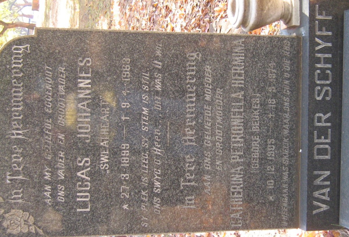 SCHYFF Lucas Johannes, van der 1899-1963 &amp; Catherina Petronella Hermina BEUKES 1905-1974