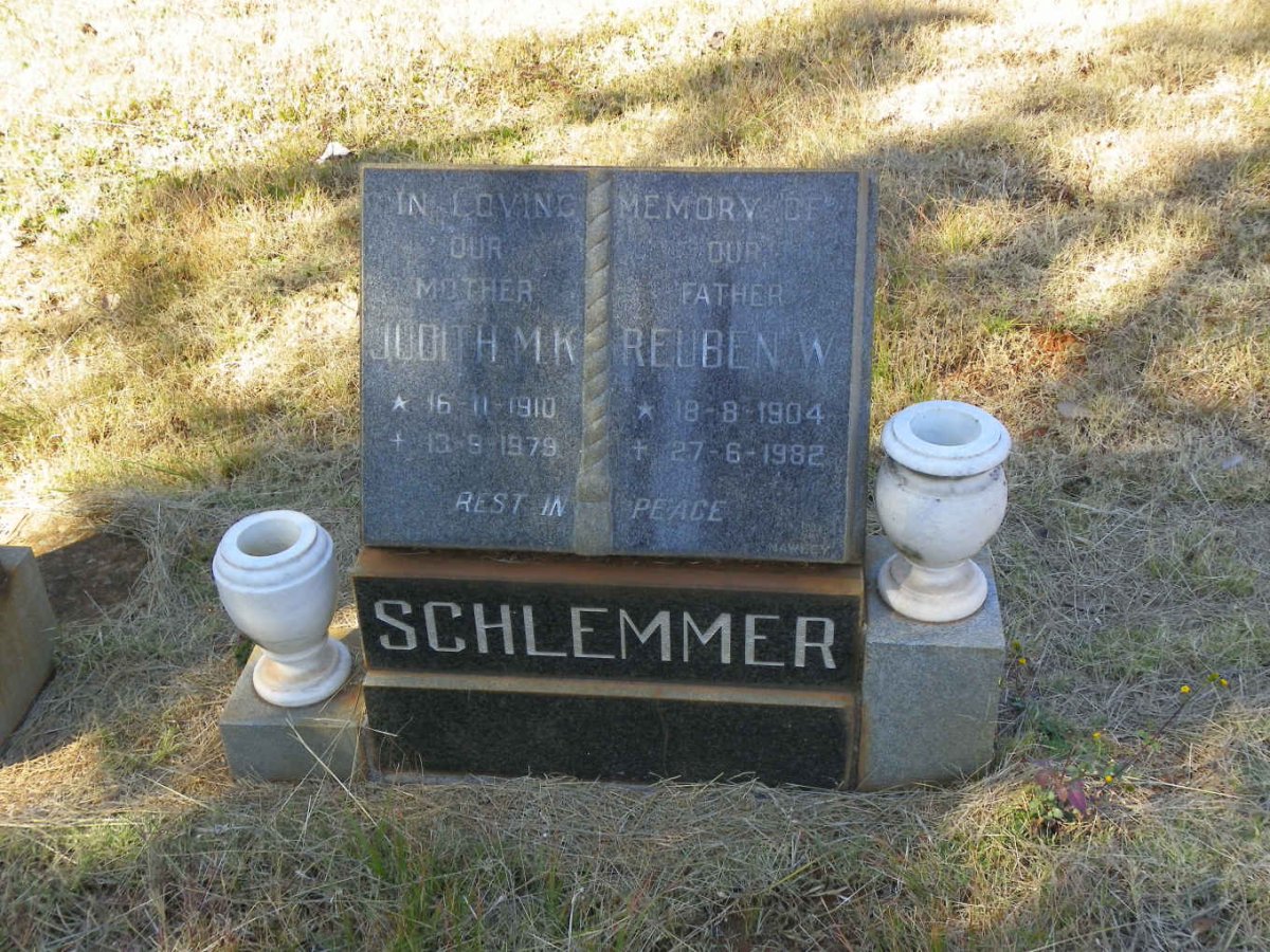 SCHLEMMER Reuben W. 1904-1982 &amp; Judith M.K. 1910-1979