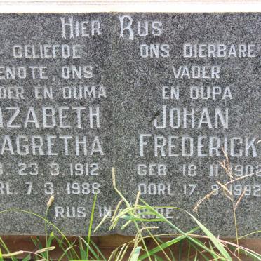 SCHOLTZ Johan Frederick 1908-1992 &amp; Elizabeth Magretha 1912-1988
