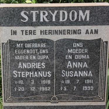 STRYDOM Andries Stephanus 1918-1982 &amp; Anna Susanna 1911-1999