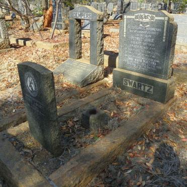 SWARTZ Petrus Jurie 1906-1944 &amp; Anna Maria Marthina 1905-1966