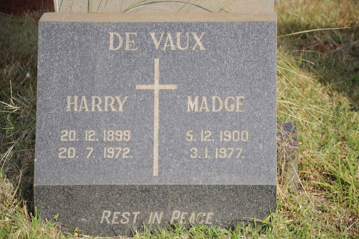 VAUX Harry, de 1899-1972 &amp; Madge 1900-1977