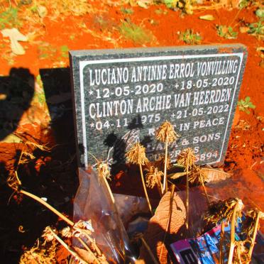 VONVILLING :: VAN HEERDEN