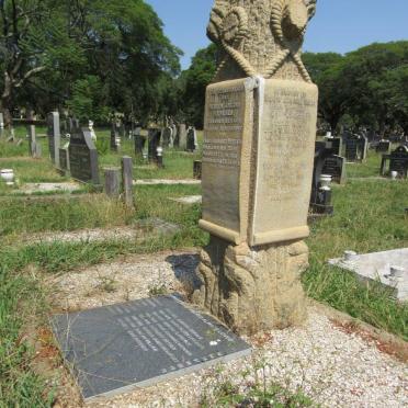 WEPENER :: WINDRAM :: TUDHOPE :: SHORT