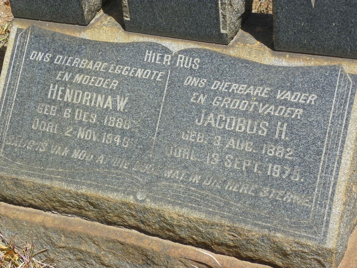WESTHUIZEN Jacobus H., v.d. 1882-1975 &amp; Hendrina W. 1888-1948