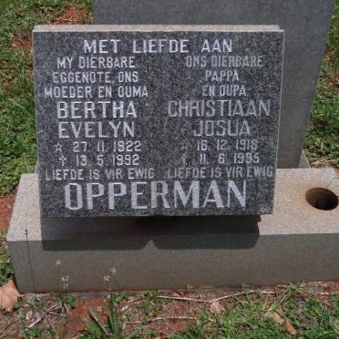 OPPERMAN Christiaan Josua 1918-1995 &amp; Bertha Evelyn 1922-1992