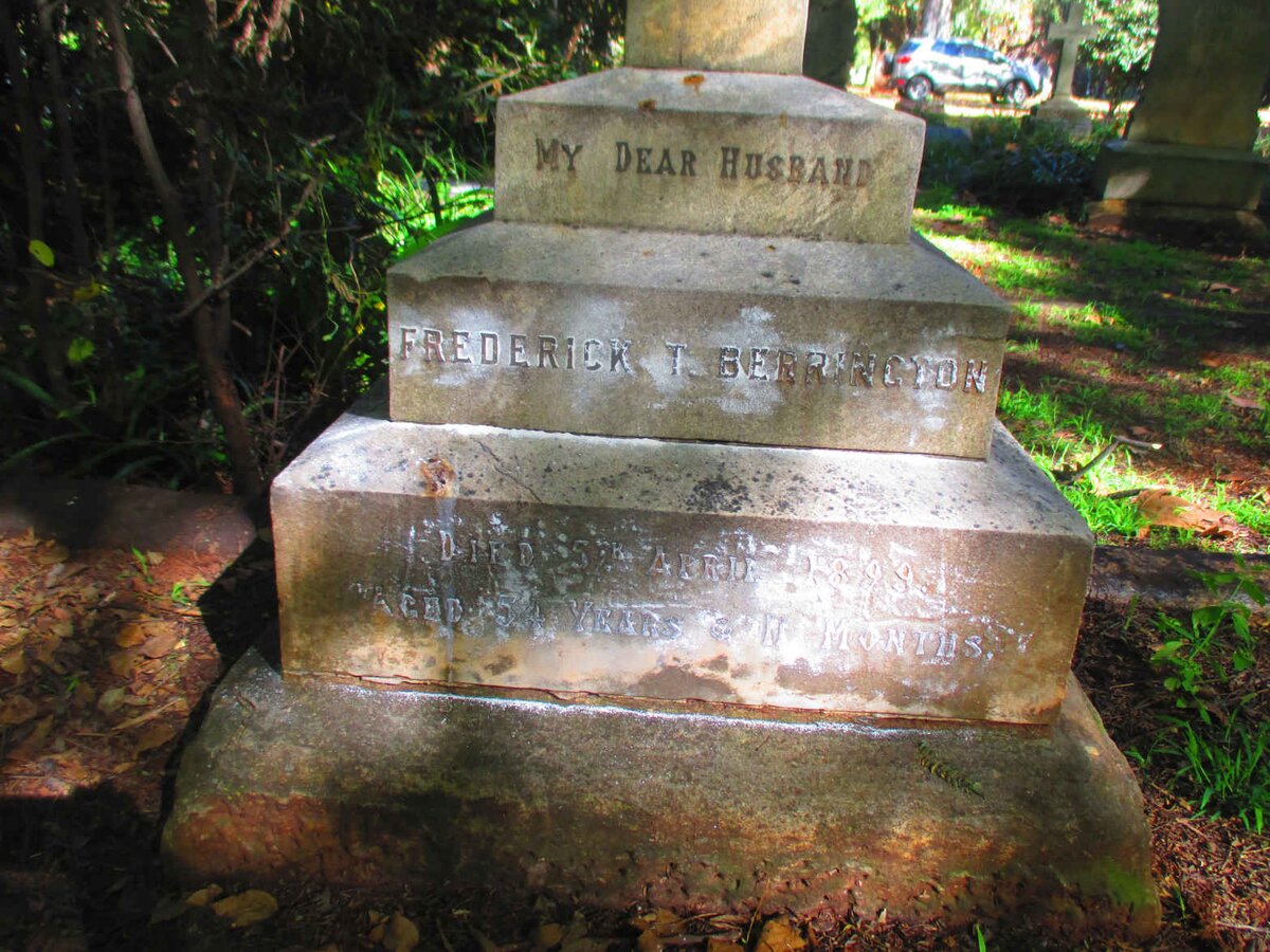 BERRINGTON Frederick T. -1899 :: RANDELL Minnie Florence -1933