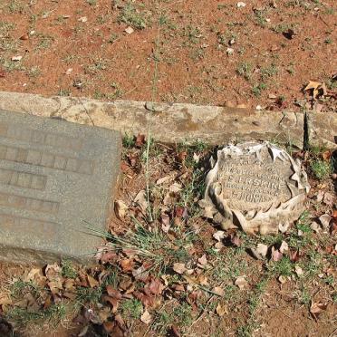 ERSKINE William Syne 184?-1904 &amp; Elizabeth ? 1851-