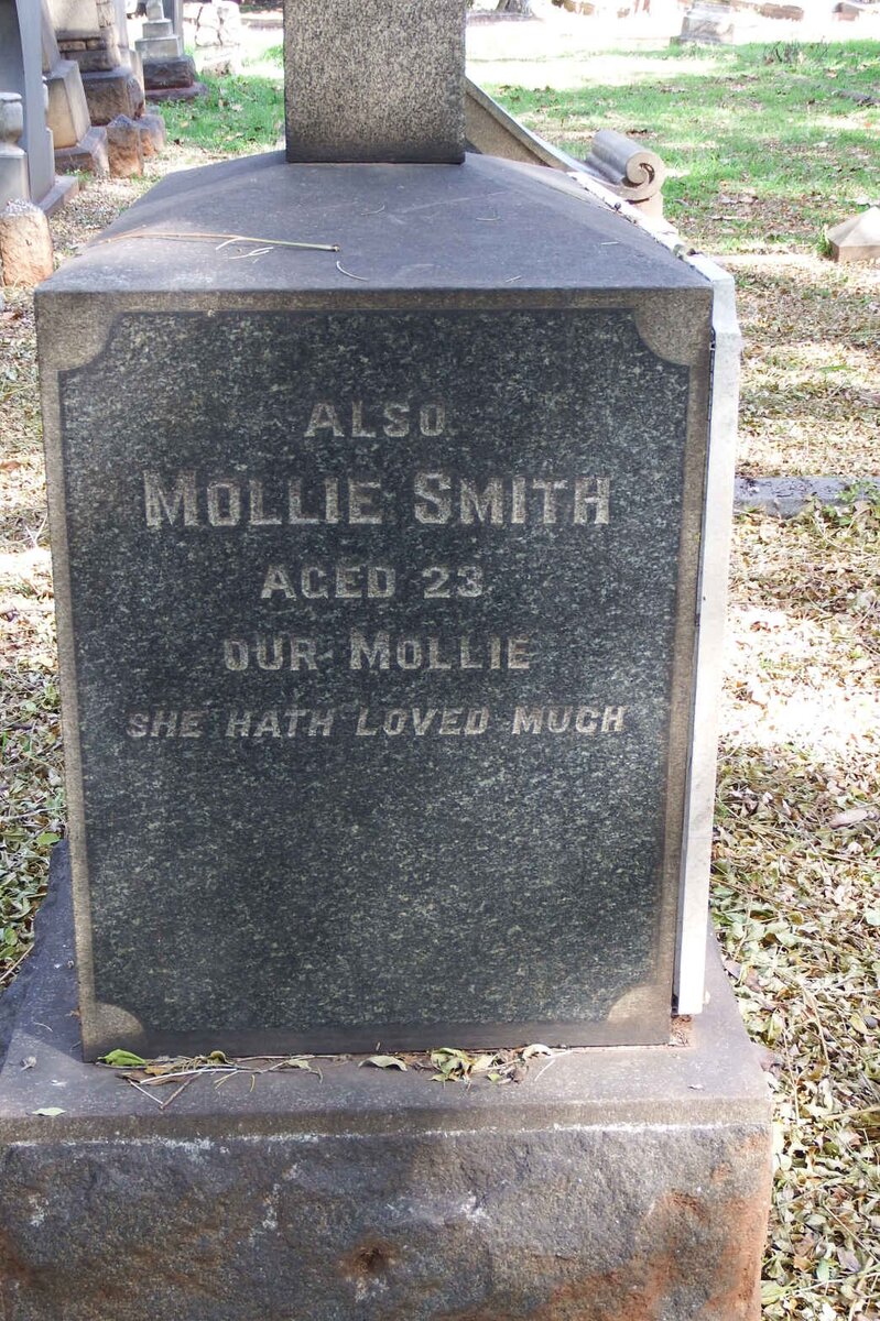 MAYE Alannah -1971 :: SMITH Mollie _2
