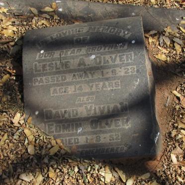 OLVER Leslie A. -1923 :: OLVER David Vivian Edmin -1952