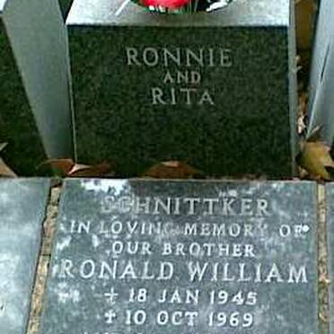 SCHNITTKER Ronald William 1945-1969 &amp; Hendrina 1911-1989