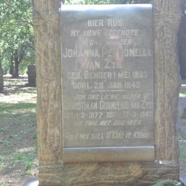 ZYL Christiaan Cornelius, van 1877-1947 &amp; Johanna Petronella BENDER 1883-1942