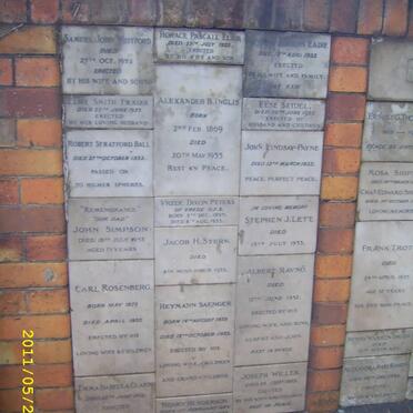 027 Memorial wall