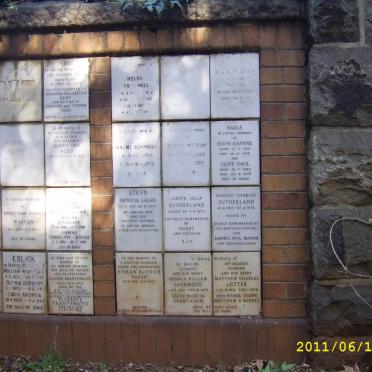 070 Memorial wall