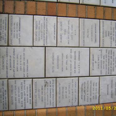 038 Memorial wall