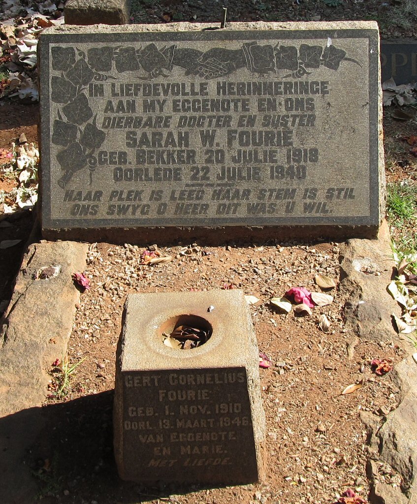 FOURIE Gert Cornelius 1910-1946 :: FOURIE Sarah W. 1918-1940