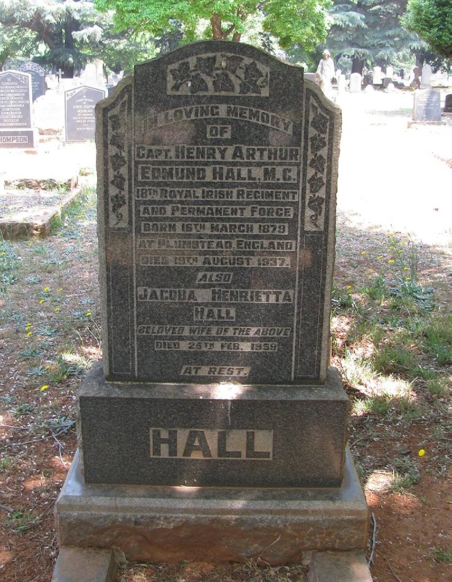 HALL Henry Arthur Edmund, M.C. 1879-1937 &amp; Jacoba Henrietta -1959