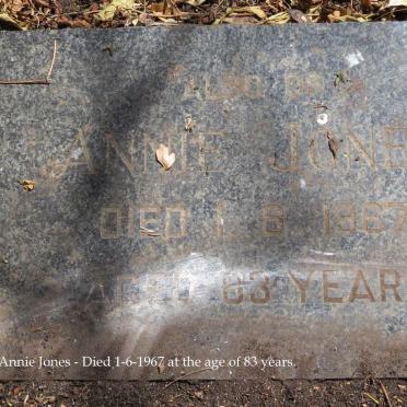 JONES Annie -1967