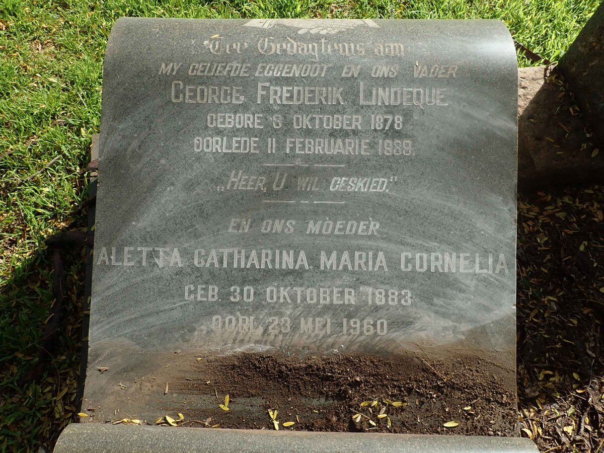 LINDEQUE George Frederik 1878-1989 &amp; Aletta Catharina Cornelia 1883-1960