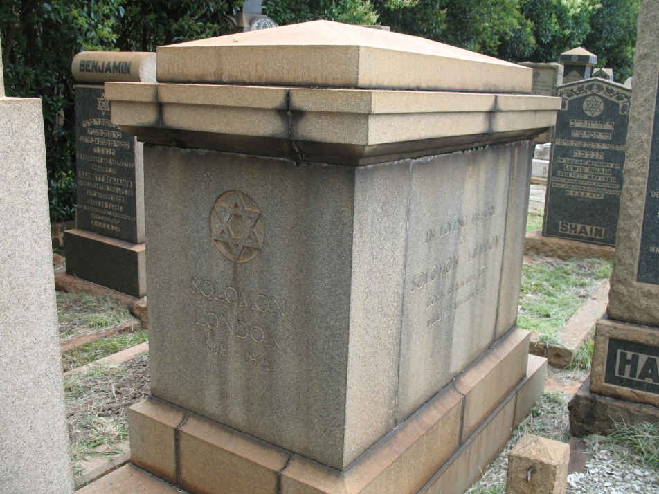 LONDON Solomon 1879-1929