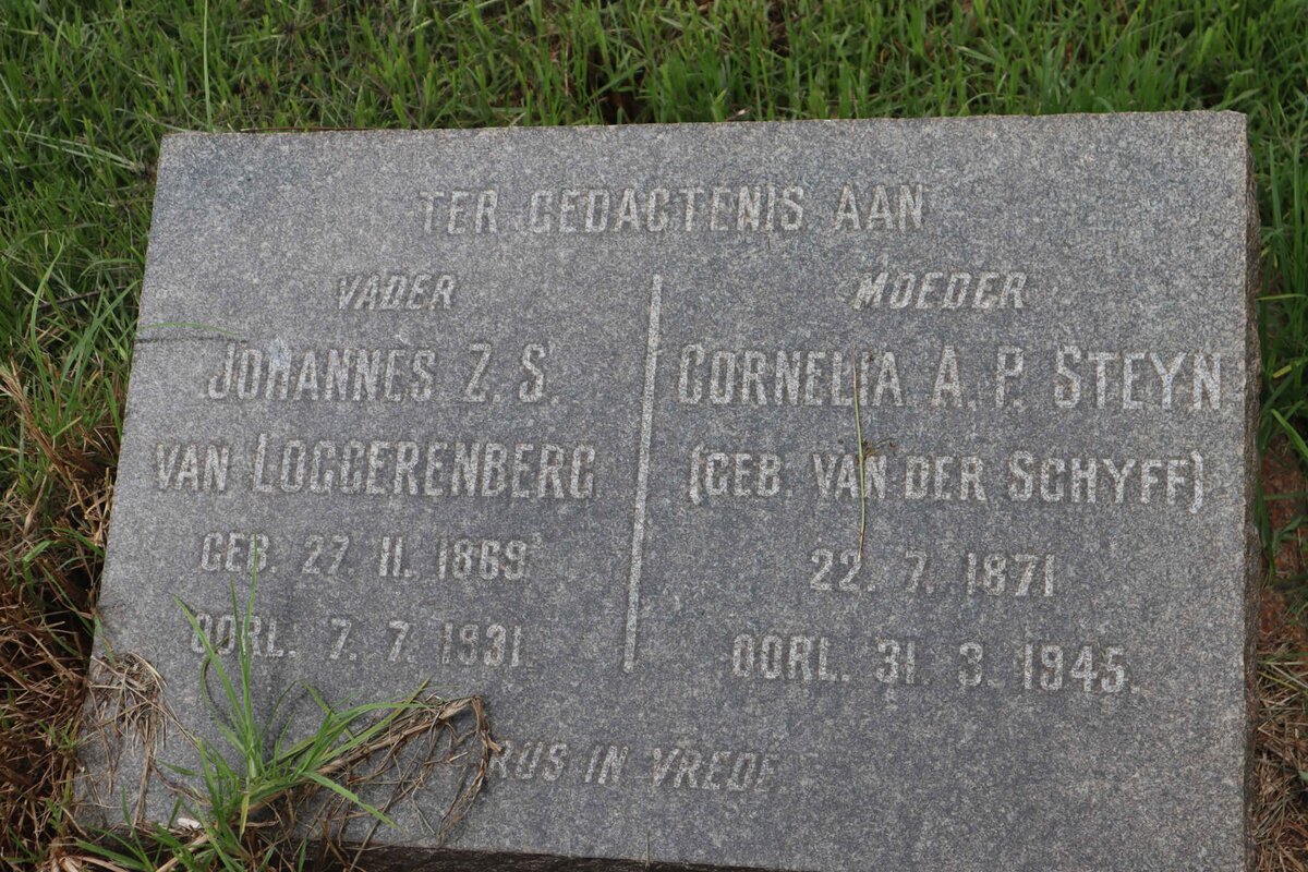 LOGGERENBERG Johannes Z.S., van 1869-1931 &amp; Cornelia A.P. VAN DER SCHYFF 1871-1945