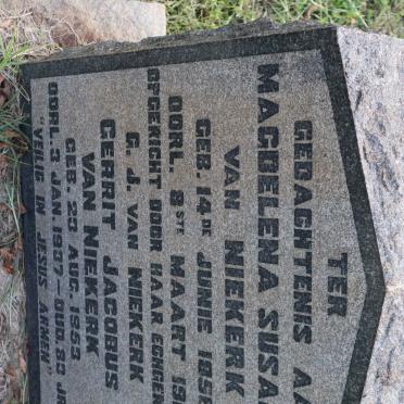 NIEKERK Gerrit Jacobus, van 1853-1937 &amp; Magdalena Susanna 1856-1919