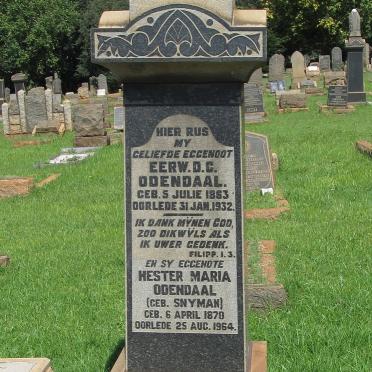 ODENDAAL D.C. 1863-1932 &amp; Hester Maria SNYMAN 1870-1964