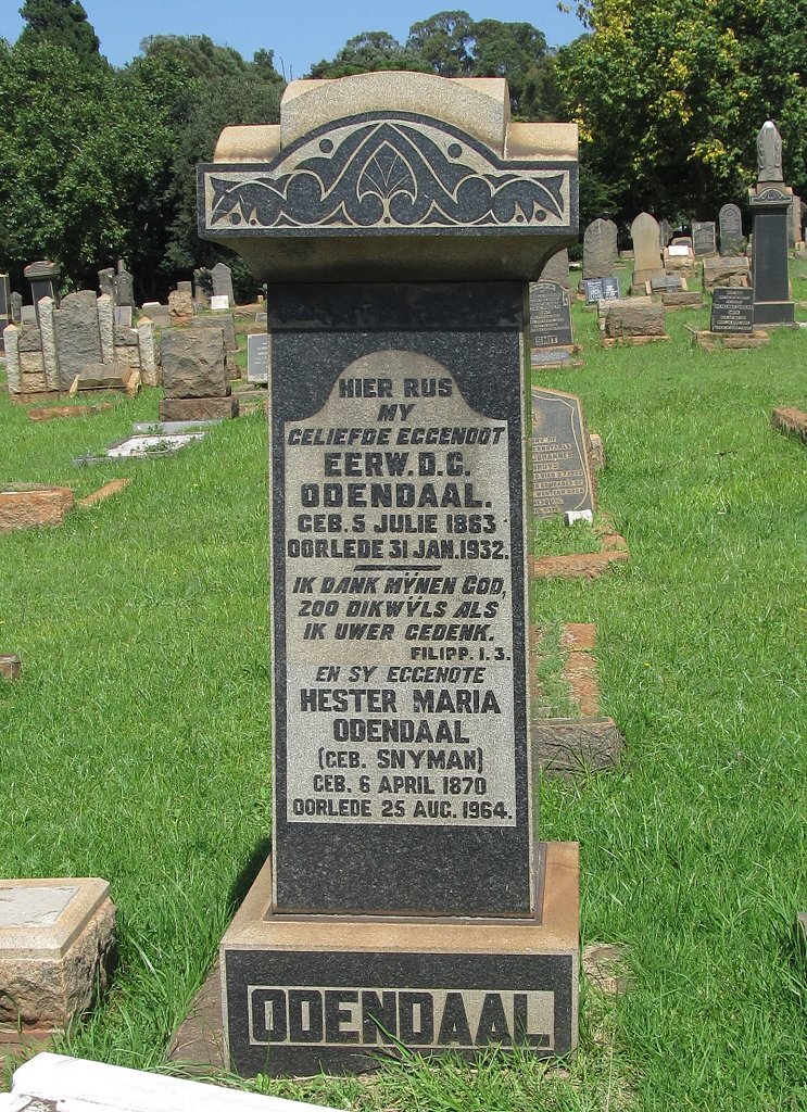 ODENDAAL D.C. 1863-1932 &amp; Hester Maria SNYMAN 1870-1964
