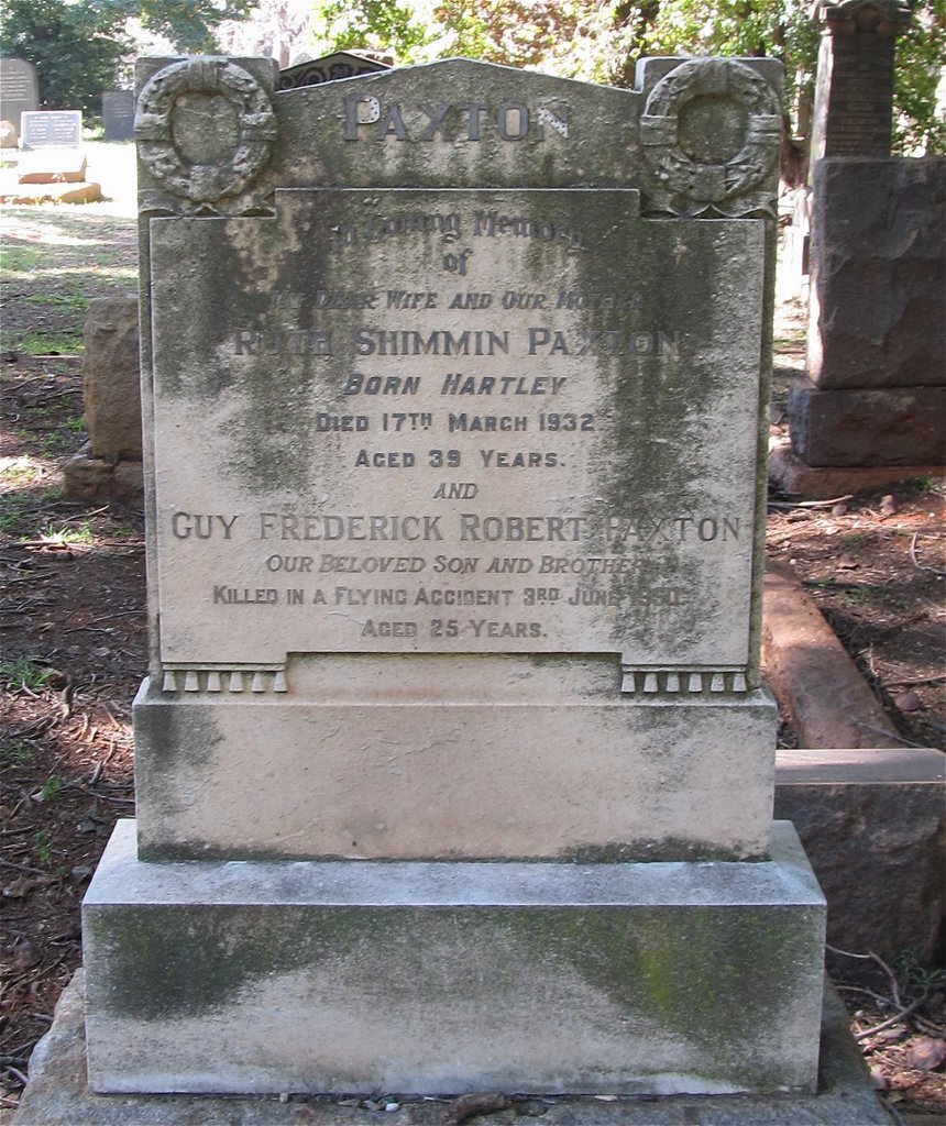 PAXTON Ruth Shimmin nee HARTLEY -1932 :: PAXTON Guy Frederick Robert -1950