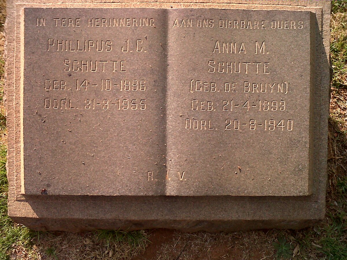 SCHUTTE Phillipus J.C. 1886-1955 &amp; Anna M. DE BRUYN 1893-1940