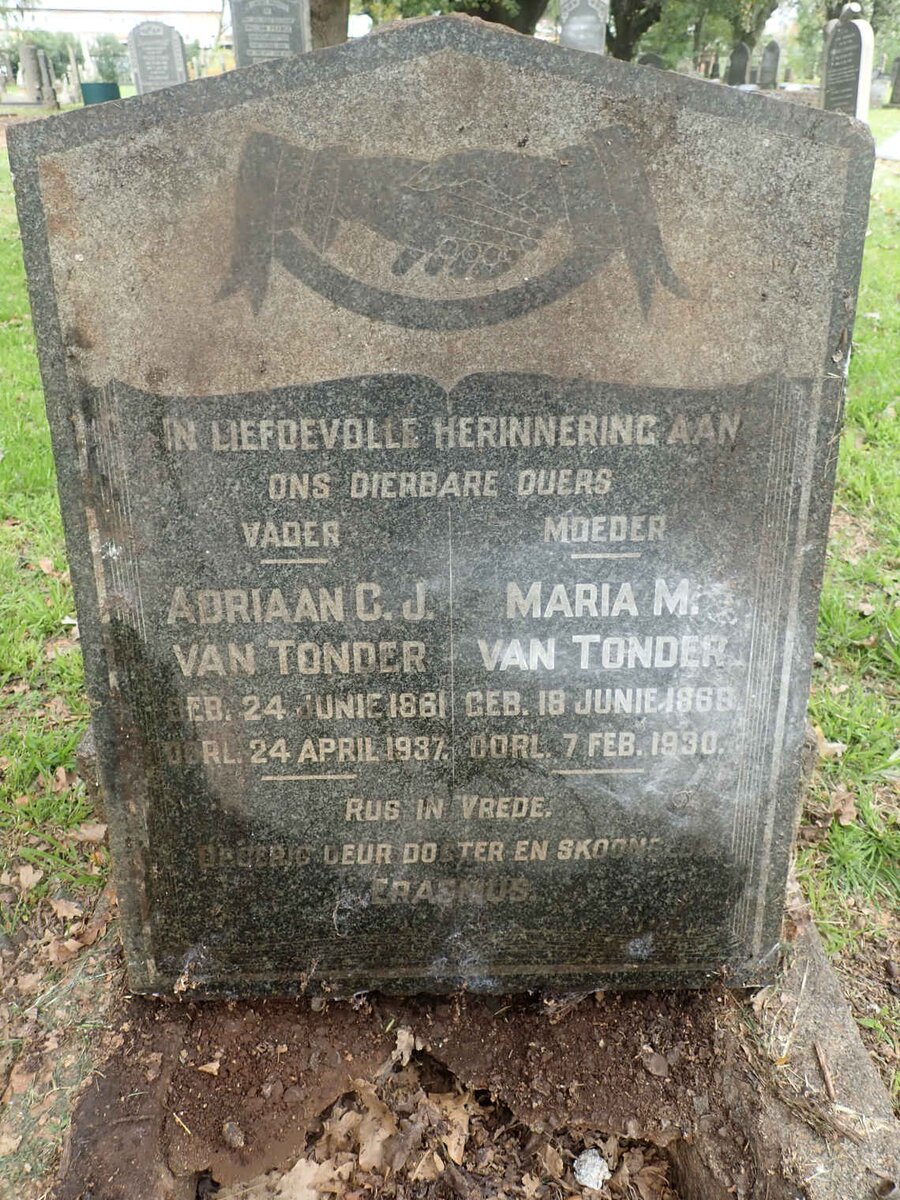 TONDER Adriaan C.J., van 1861-1937 &amp; Maria M. 1869-1930